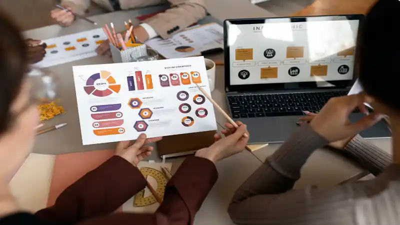 How Analytics and SEO Tools Shape Modern Marketing Campaigns